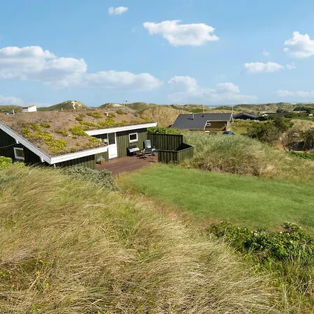 3 Bedroom Amazing In Holiday home Saltum